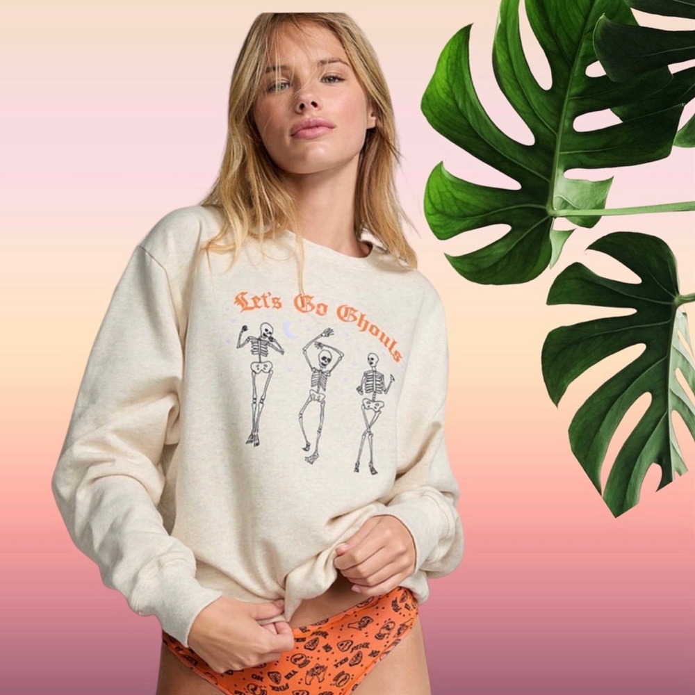 X-Large  VS  PINK halloween shirt LET’S GO GHOULS SKELETON CAMPUS SWEATSHIRT